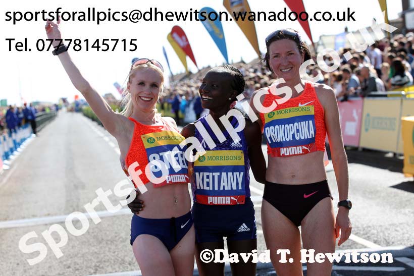 From left to right: Gemma Steel 2nd, Maray Keitany winner and Jelina Prokopcuka 3rd in the womens Morrisons Great North Run. Photo: David T. Hewitson/Sports for All Pics